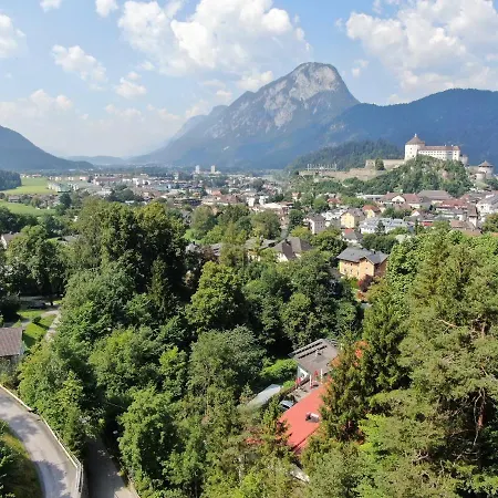 Felsenkeller فندق