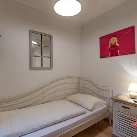 Felsenkeller 3* كوفستيين