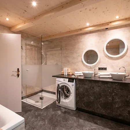 Felsenkeller 3*