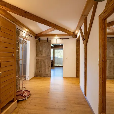 Felsenkeller فندق 3*