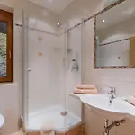 Отель Felsenkeller